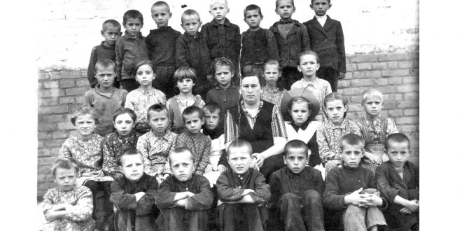 Фото з сімейного архіву родини Яковенків із Липової Долини